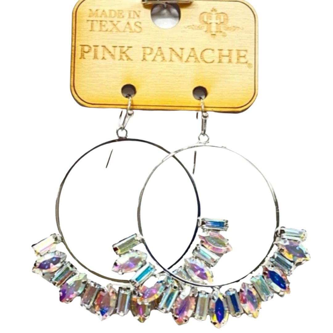 Hooped Baguette Earrings that truly sparkle and steal the show! Instant eye catchers that will instantly become your go to earrings. Lightweight and easy to wear all day! Features: Circle earrings with baguette rhinestones Gold/Champagne or Clear/Silver